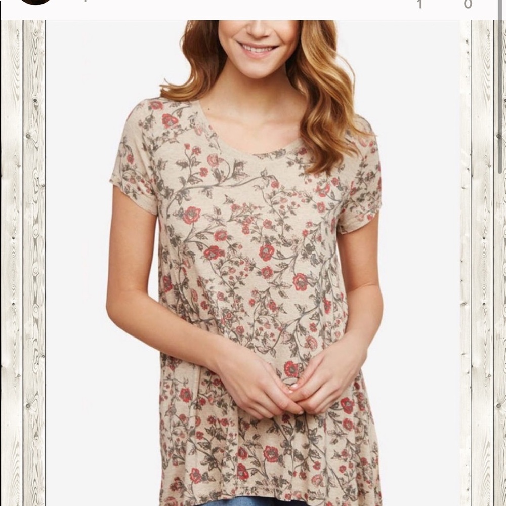 Jessica Simpson Large Nursing Top